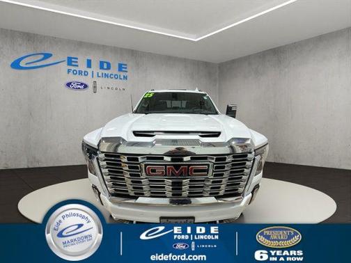 2025 GMC Sierra 2500 Denali