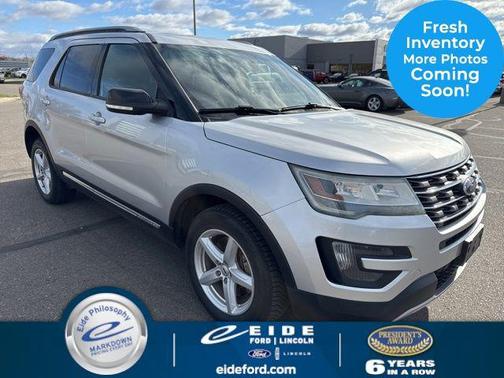 Ingot Silver Metallic 2016 Ford Explorer XLT