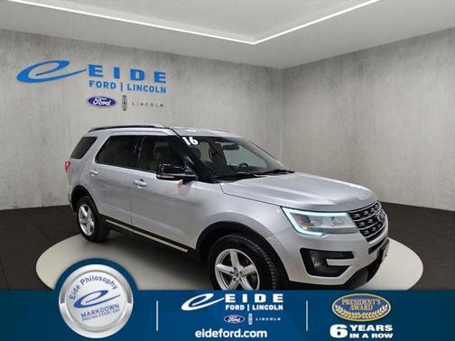 Ingot Silver Metallic 2016 Ford Explorer XLT