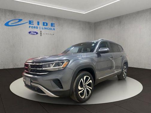 Platinum Gray Metallic 2022 Volkswagen Atlas 3.6L SEL