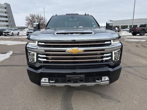 2022 Chevrolet Silverado 3500 High Country