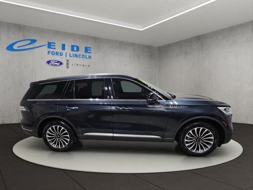 2022 Lincoln Aviator Reserve AWD