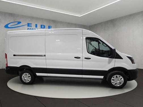 2025 Ford E-Transit T-350 Medium Roof