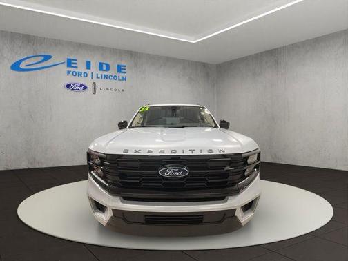 Silver Metallic 2025 Ford Expedition Active