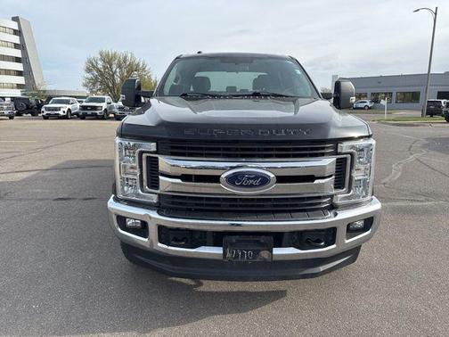 Shadow Black 2018 Ford F-250 XLT