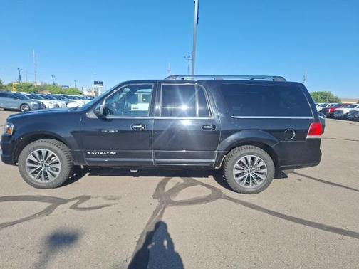 2016 Lincoln Navigator Select