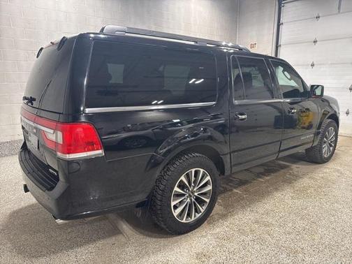 2016 Lincoln Navigator Select