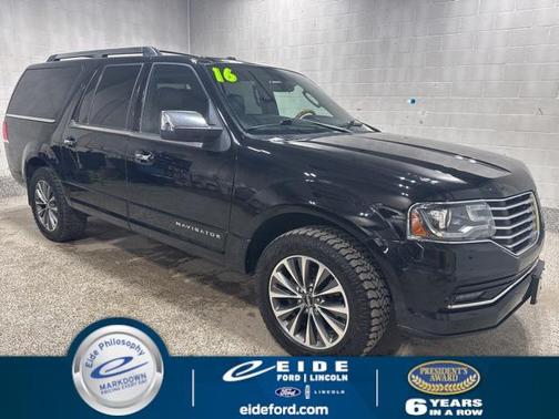 2016 Lincoln Navigator Select