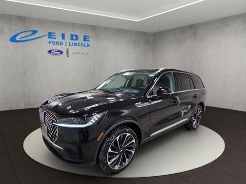 Infinite Black Metallic Clearcoat 2026 Lincoln Aviator Reserve AWD