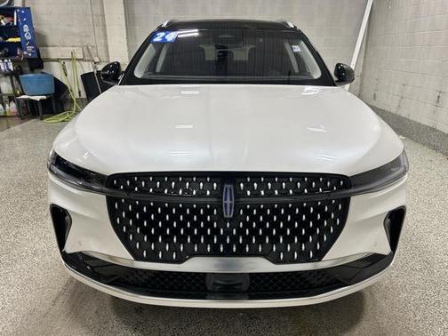 2024 Lincoln Nautilus Reserve