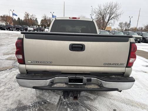 2003 Chevrolet Silverado 2500 LS H/D Crew Cab