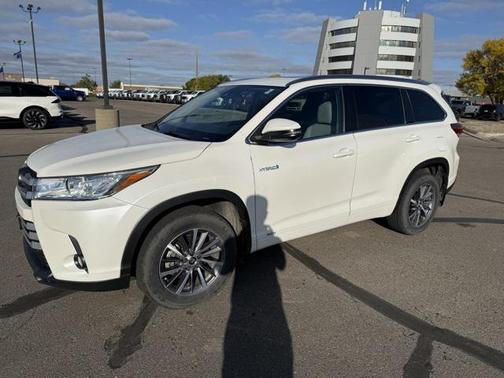 2017 Toyota Highlander Hybrid XLE