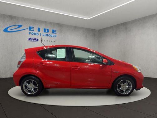 2014 Toyota Prius c Two