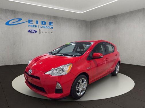 2014 Toyota Prius c Two