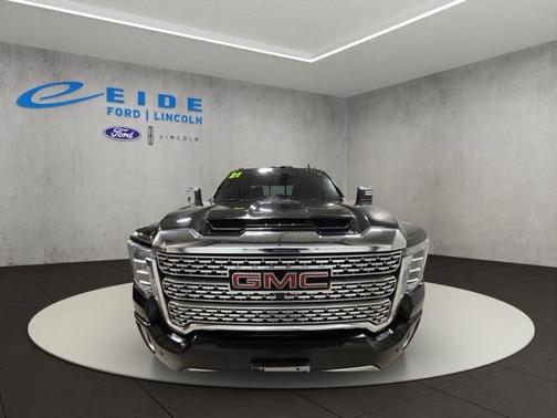 2021 GMC Sierra 2500 Denali