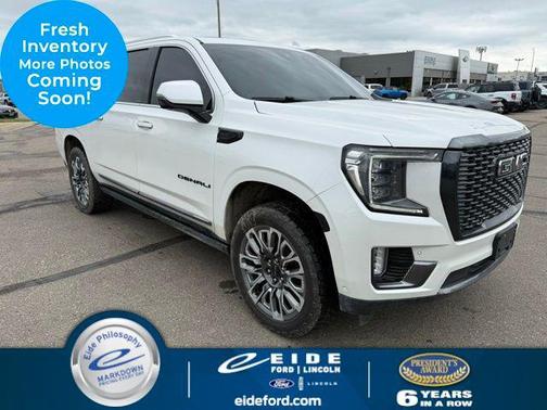 White Frost Tricoat 2023 GMC Yukon XL Denali Ultimate