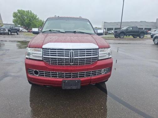 2014 Lincoln Navigator Base