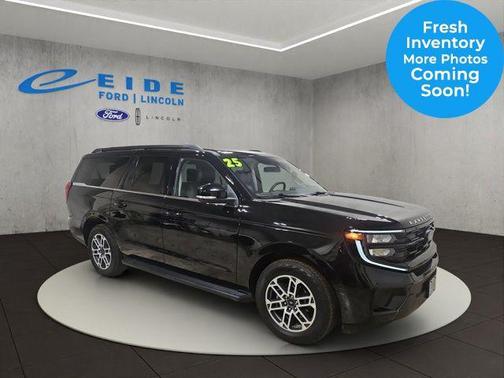 2025 Ford Expedition Max Active 4x4