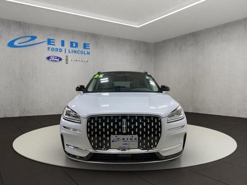 2025 Lincoln Corsair Reserve