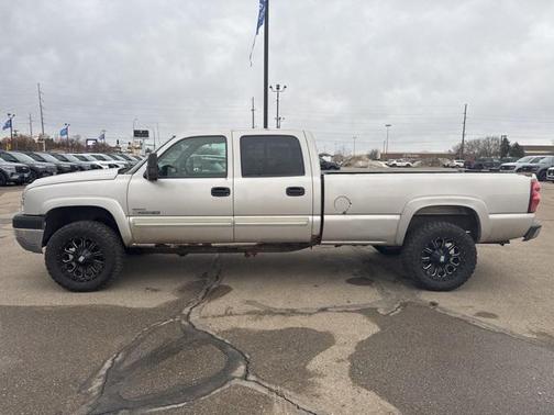 2005 Chevrolet Silverado 2500 LS H/D Crew Cab