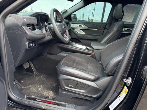 Agate Black Metallic 2025 Ford Explorer ST