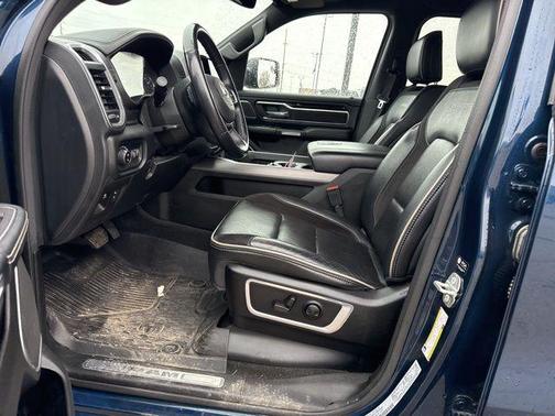 Patriot Blue Pearlcoat 2022 RAM 1500 Laramie