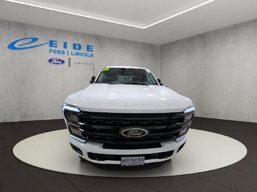 Oxford White 2024 Ford F-350 Lariat