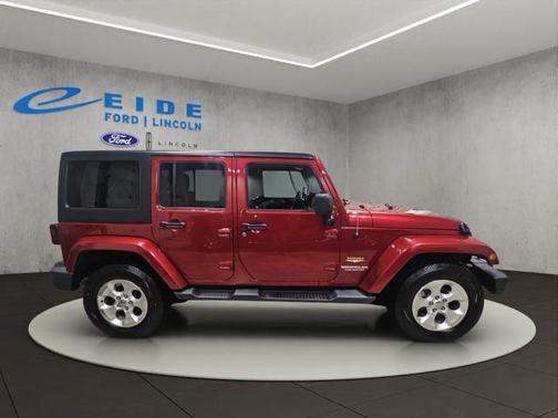 2013 Jeep Wrangler Unlimited Sahara
