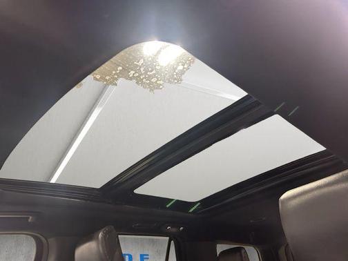 Star White Metallic Tri-Coat 2020 Ford Expedition Limited