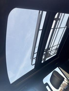 Star White Metallic Tri-Coat 2020 Ford Expedition Limited