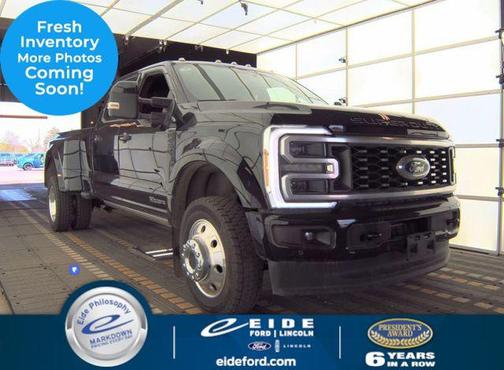Agate Black Metallic 2026 Ford F-450 Platinum
