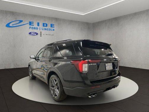 Agate Black Metallic 2026 Ford Explorer ST