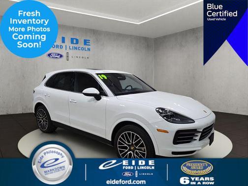 White 2019 Porsche Cayenne Cayenne