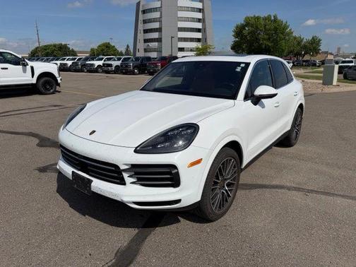 White 2019 Porsche Cayenne Cayenne