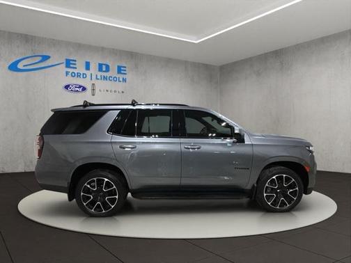 2021 Chevrolet Tahoe 4WD RST