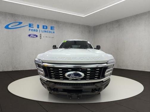 2025 Ford F-450 King Ranch