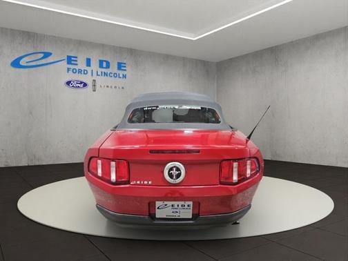2012 Ford Mustang V6