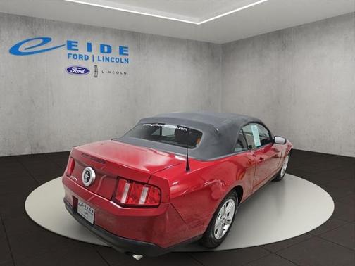 2012 Ford Mustang V6