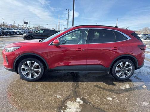 2025 Ford Escape Platinum