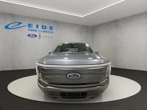 2023 Ford F-150 Lightning LARIAT