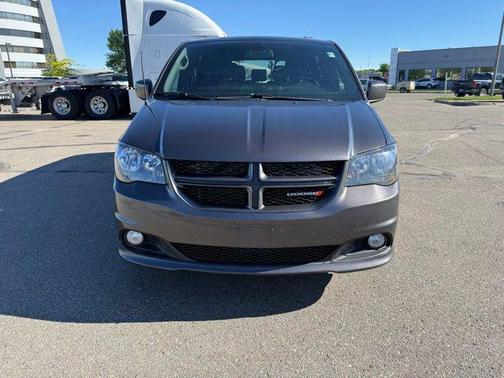 Granite Pearlcoat 2019 Dodge Grand Caravan GT