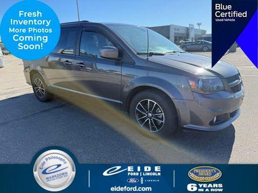 Granite Pearlcoat 2019 Dodge Grand Caravan GT