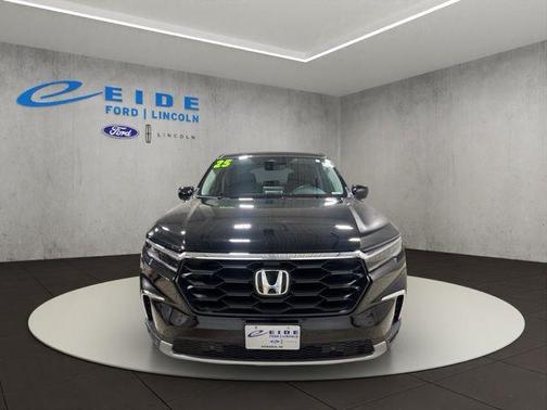 Crystal Black Pearl 2025 Honda Pilot EX-L