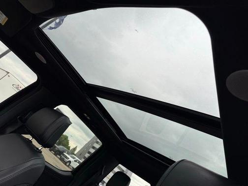 Agate Black Metallic 2024 Ford F-150 Lariat