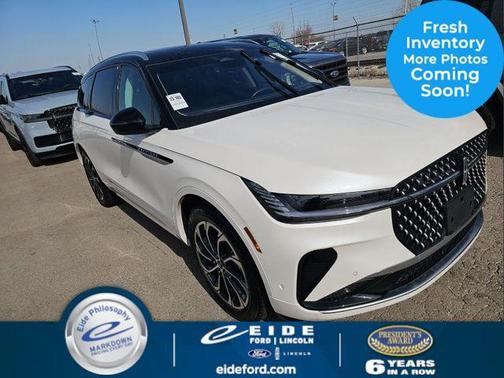 2024 Lincoln Nautilus Reserve