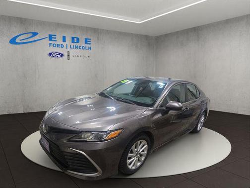 Predawn Gray Mica 2022 Toyota Camry LE