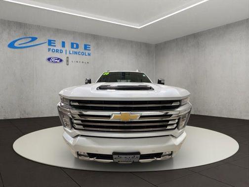 White 2020 Chevrolet Silverado 2500 High Country
