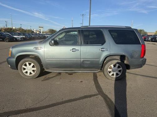 2008 Cadillac Escalade Base