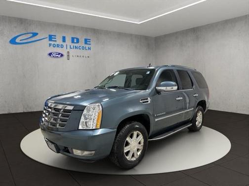 2008 Cadillac Escalade Base