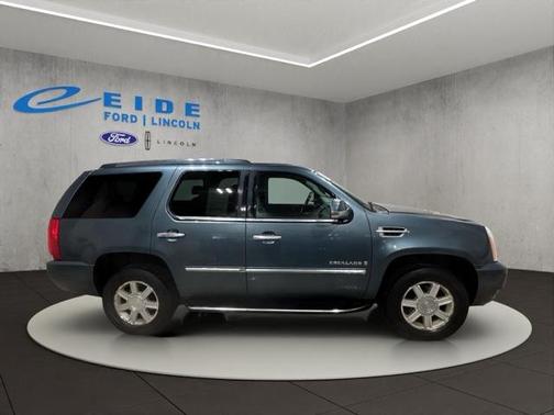 2008 Cadillac Escalade Base
